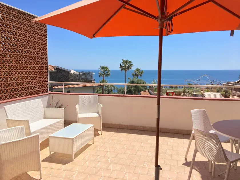 Appartement de vacances avec terrasse et barbecue | Vue mer | Adapté au travail à distance - Image 1