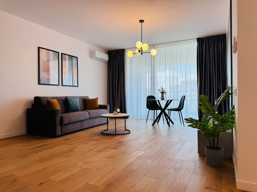 Refined 1BR with Balcony in ONE Cotroceni - Image 1