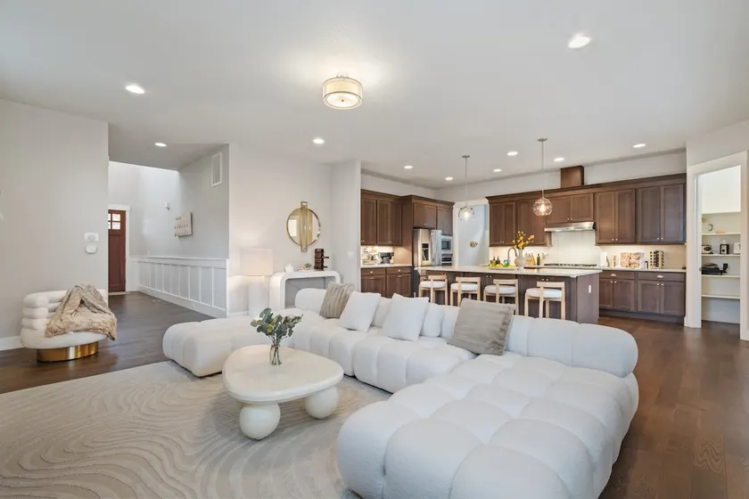 Family Oasis 5BR | Game Room + Parking · Portland - Image 1