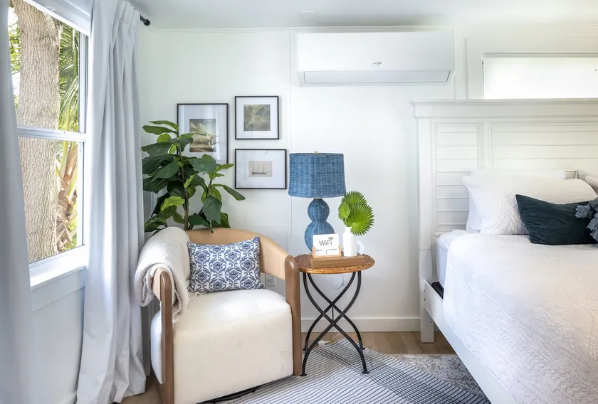 Private Studio | Walk to Food & Boating | King Bed - Image 1