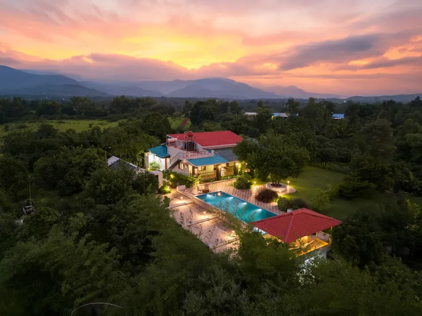 StayVista's Bayleaf Villa - 3BHK with Pool Table & Private Pool - Image 1