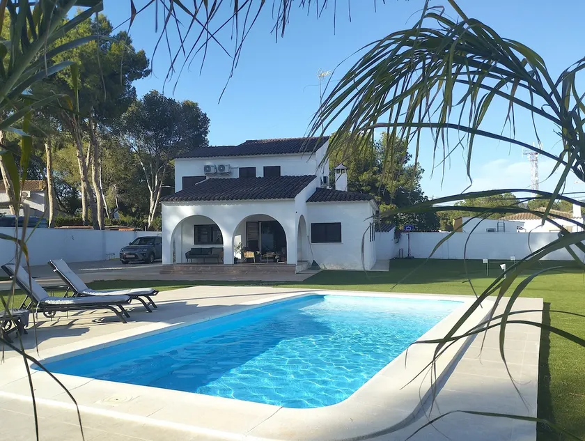 Underbar villa, bara 20 minuter från Valencia - Image 1