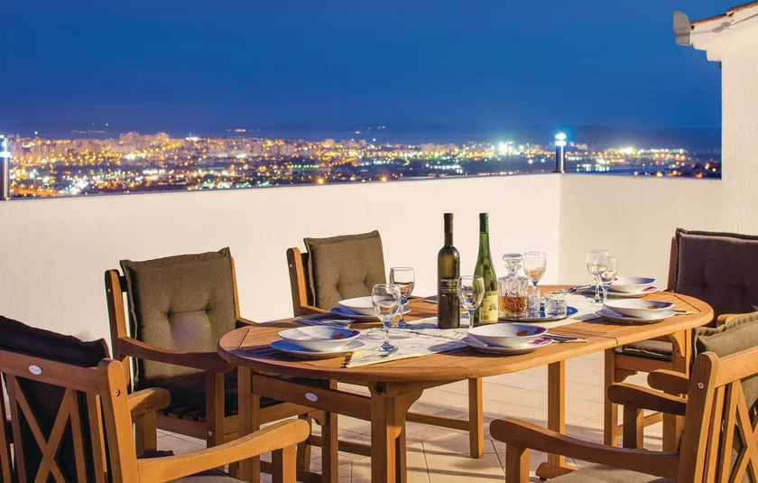 Penthouse overlooking Split w/ Pool and BBQ - Image 1