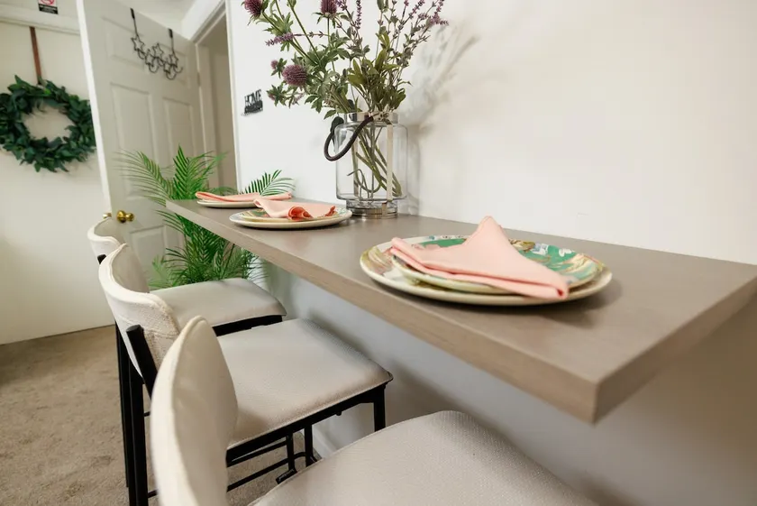 Stylish Retreat Near Mall of GA | Family - Image 1