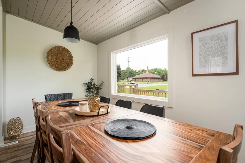Cozy Farmhouse • Sleeps 10 • Barn Charm/ Game Room - Image 1