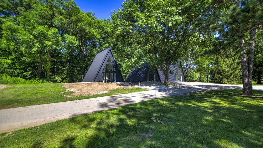 New A-Frame Cabin by Des Moines (Hackberry theme)! - Image 1