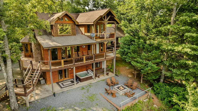 3 Levels - Mountain view retreat close to downtown - Image 1