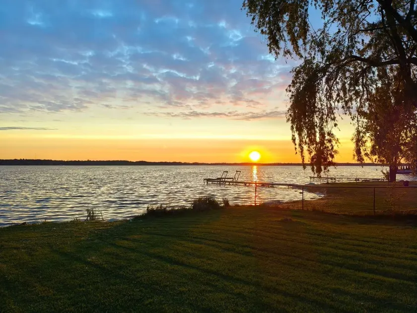 Family Friendly Lakehouse w/ Great Views! - Image 1
