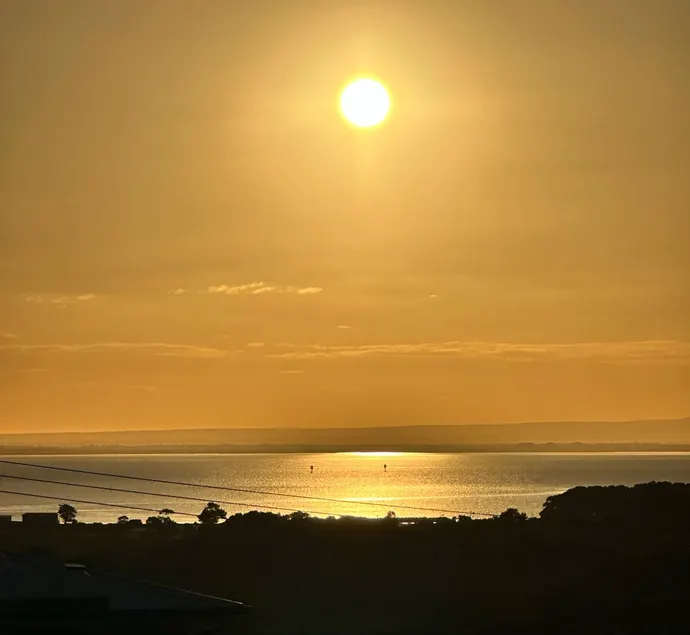 Bayview on Park - Your Cosy Home Away From Home - Image 1