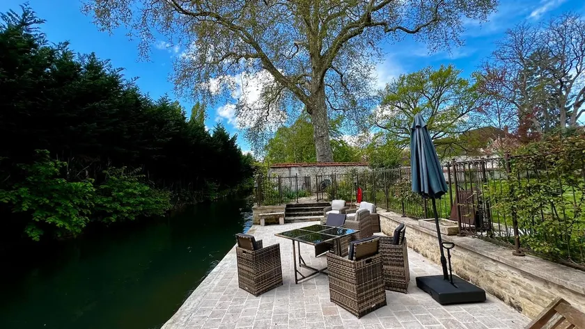 A getaway by the river – A charming 4-star cottage - Image 1