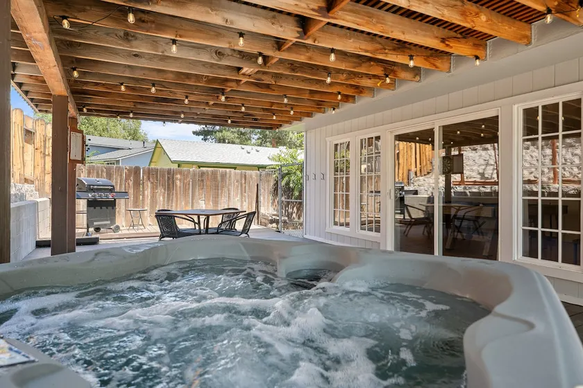 Desert Dreams Retreat Hot Tub Game Room Fire Pit - Image 1