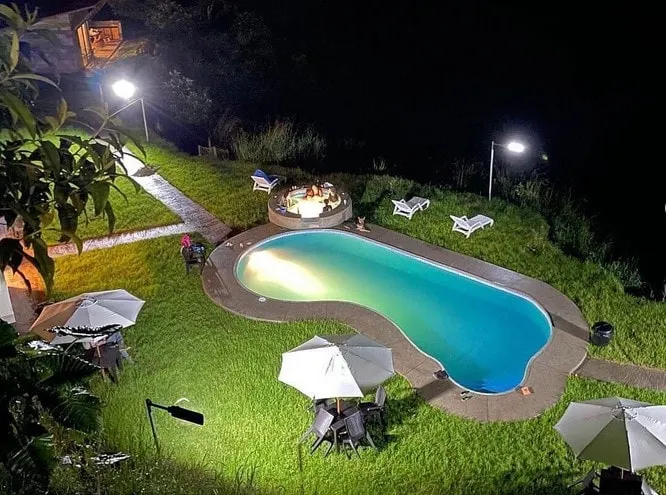 Relaxing suite between nature and pool in Tulipe - Image 1