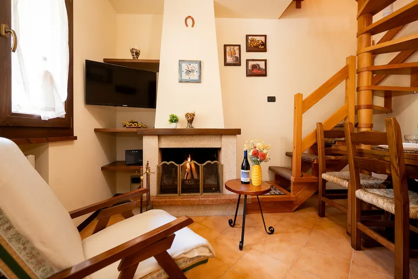 [Refuge in the Woods] Fireplace & Balcony in Sestola - Image 1