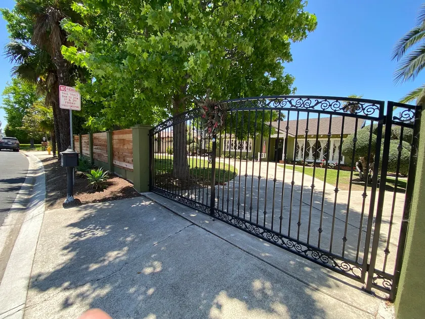 Ranch Style North Tustin Home Near Disney/Beaches - Image 1