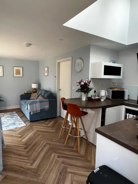 Cozy Annex Retreat - Image 1