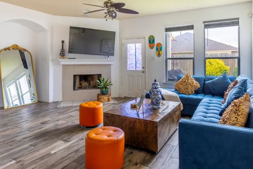 Spacious 5BR Home | BBQ • Game Room • Sleeps 10+ - Image 1