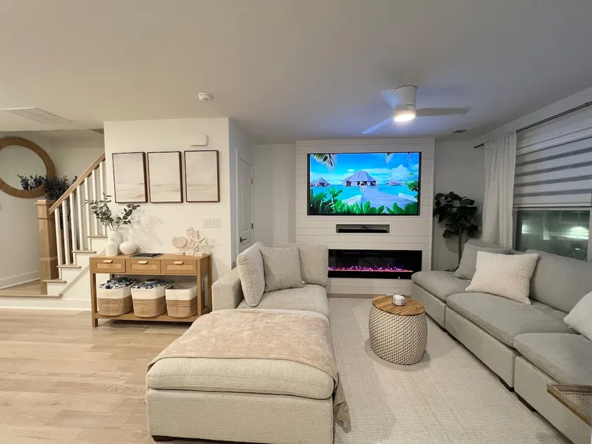 Ocean Eyes Beach House - Image 1