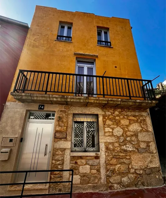 Seaside house in A Guarda - Image 1