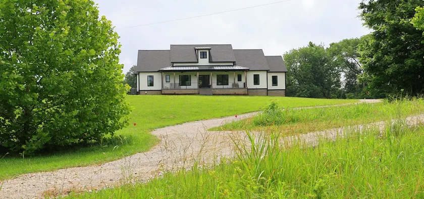 Randall Ranch at Mammoth Cave - Image 1