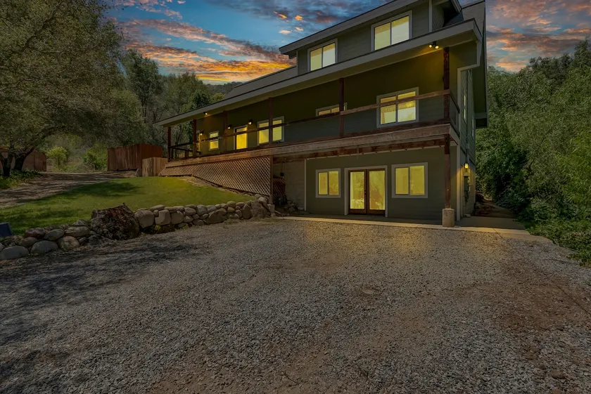 Comfort in Nature | Private | Sleeps 14 - Image 1