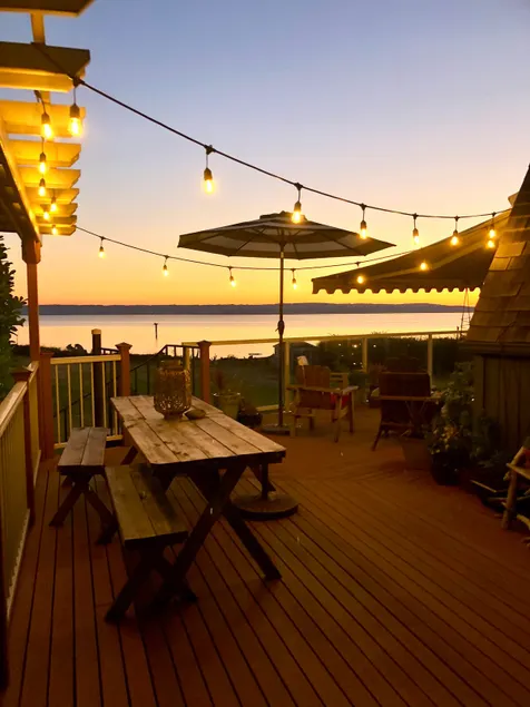 Sky's Soundview Beach House 4b3b - Image 1