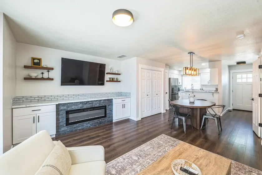 Townhome | Downtown Meridian - Image 1
