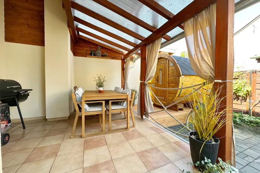 Dora holiday house & Sauna/AP1/55m2-200m Balaton - Image 1