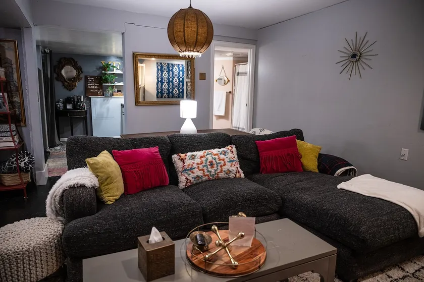 The IvyWild - Apartment in Tudor Historic Home - Image 1