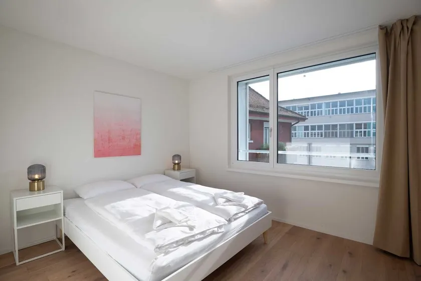 ZH Pink GF - Letzigrund HITrental Apartment - Image 1