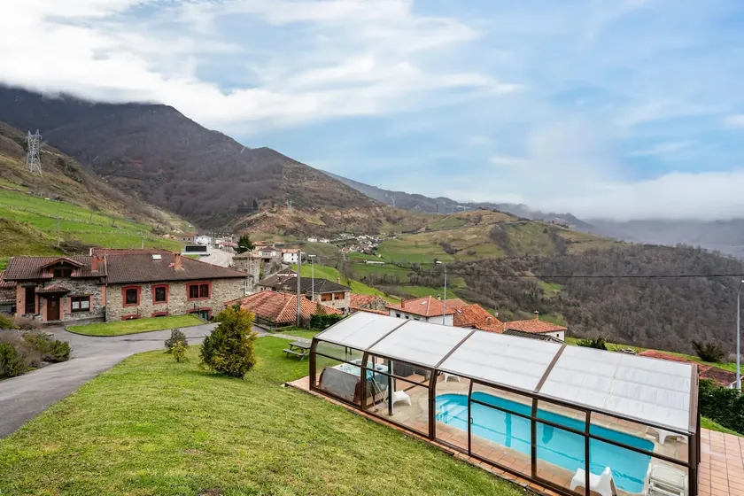 La Cerra - Image 1