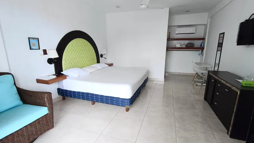7. Room a few steps from the sea - Image 1