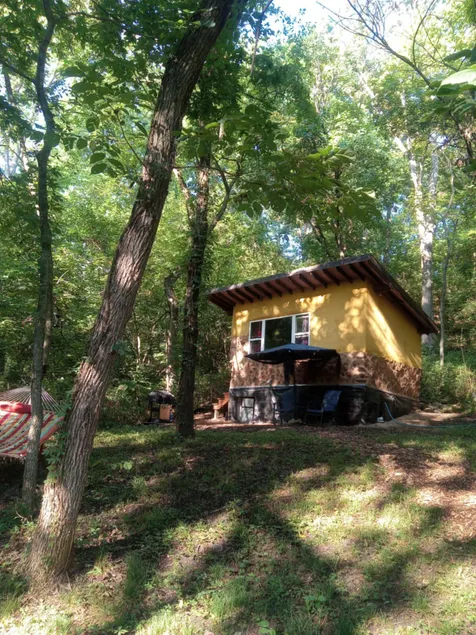 Cordwood Cottage w/ Sauna 15 minutes from I-70 - Image 1