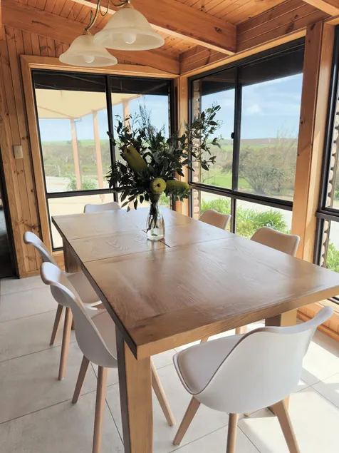 Delamere Farm Stay - Image 1