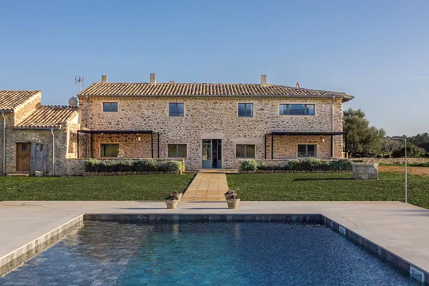 Son Seriol · Exclusive ECO villa on an estate with views - Image 1