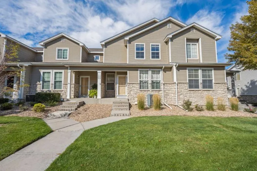 Spacious 3BR Home | Easy DIA Access - Image 1