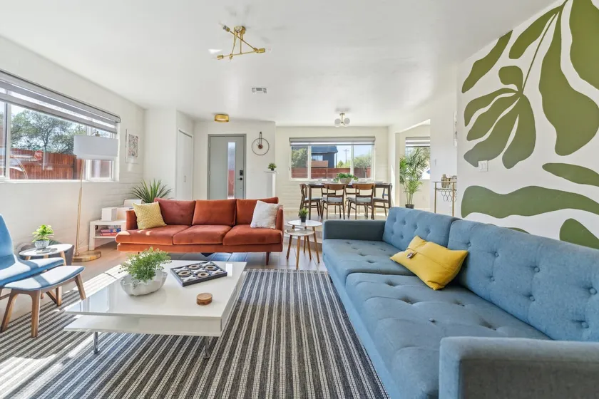 Charming 3BR Midtown Home w Pool - Image 1