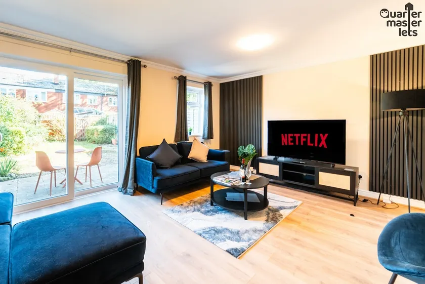 3 Bedroom House that Sleeps 6 - Image 1