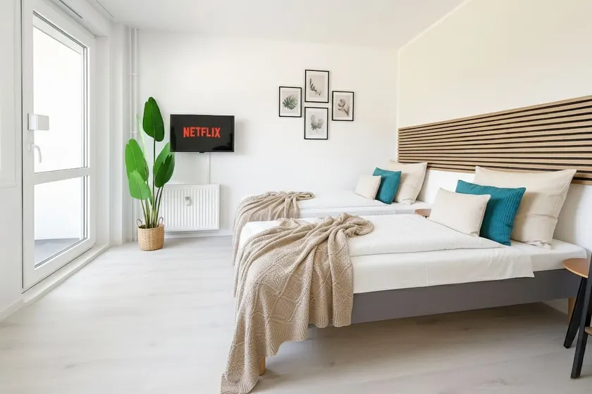 Modern 2-room apartment for 4 people with balcony - Image 1