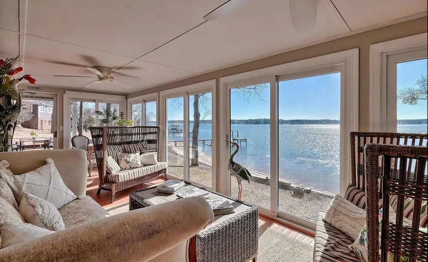 Lakeside Luxe - Image 1