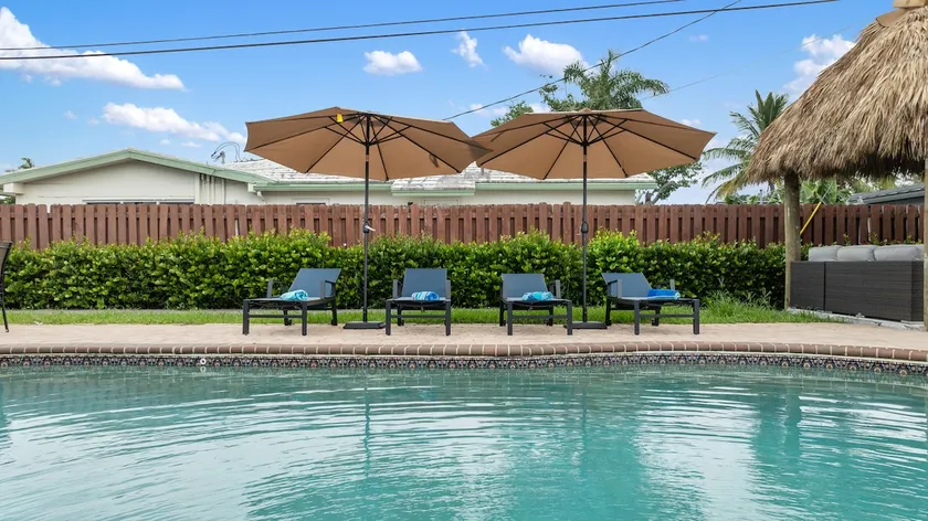 3BD Heated Pool + Tiki Hut | Near Beach & Pier - Image 1