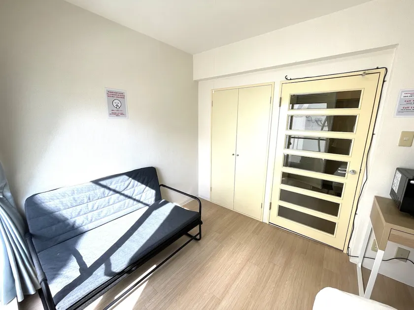 [303] Just 1 minute from the nearest station! Quiet, compact private space for up to 3 guests to enjoy a comfortable time - Image 1