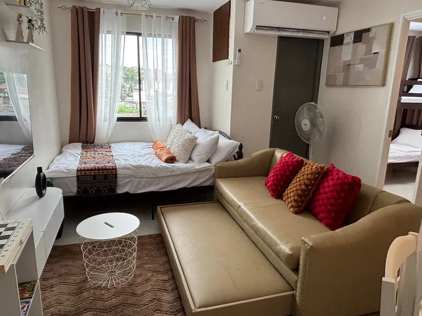 Dainty Den LS217- Chic & Relaxing Stay Near Enchanted Kingdom - Image 1