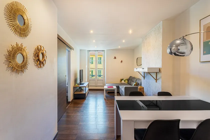 La Clé: Air Conditioning, Wi-Fi, Free Parking Nearby - Image 1