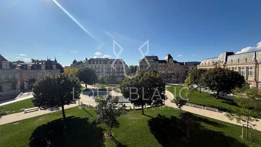 Historic Center • Amazing View • République - Image 1