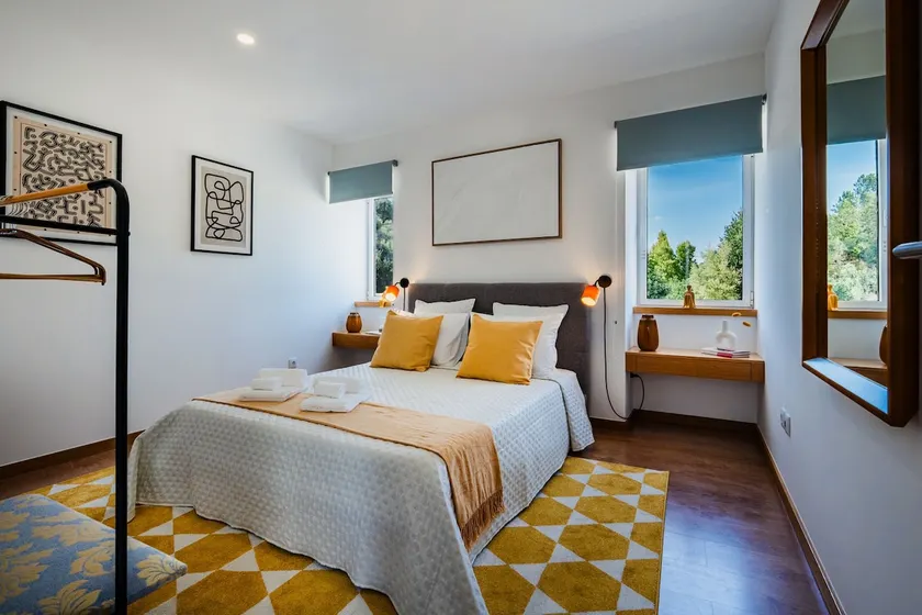C1 Trilogy - Room in exclusive apartment - Image 1