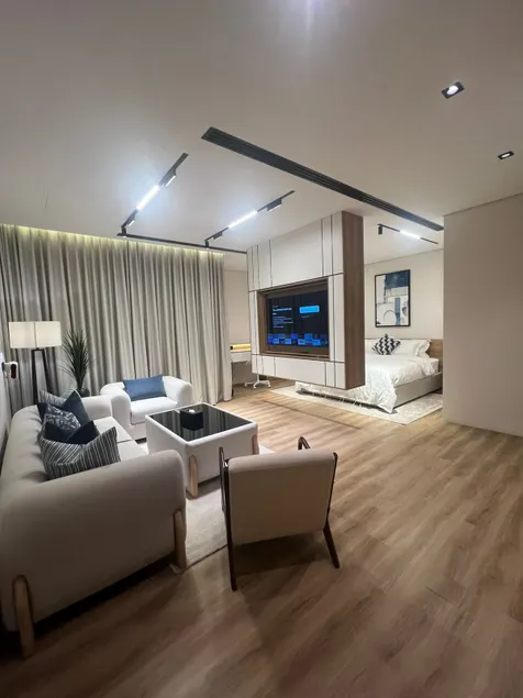 Executive Apt • Balcony — Olaya 15 - Image 1