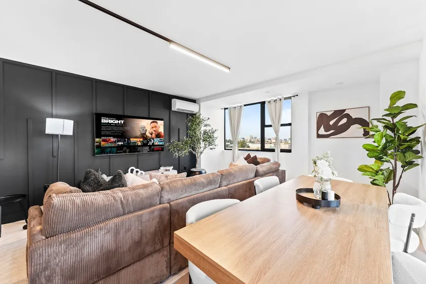 Modern 3BR Apt | Near EWR, MetLife & NYC - Image 1
