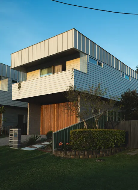 Brand new. Soluna House: - Image 1