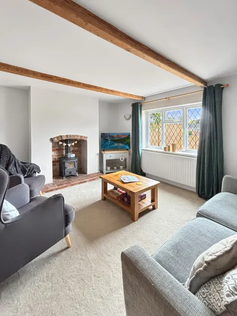 3 bed cottage sleeps 6 in Harlaxton village - Image 1