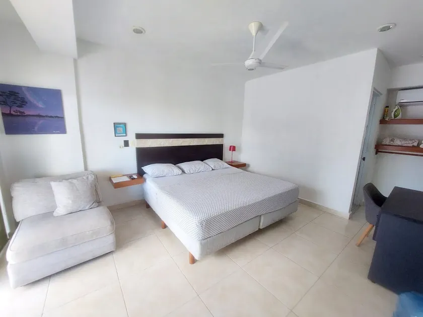 8. Private room with ocean view - Image 1
